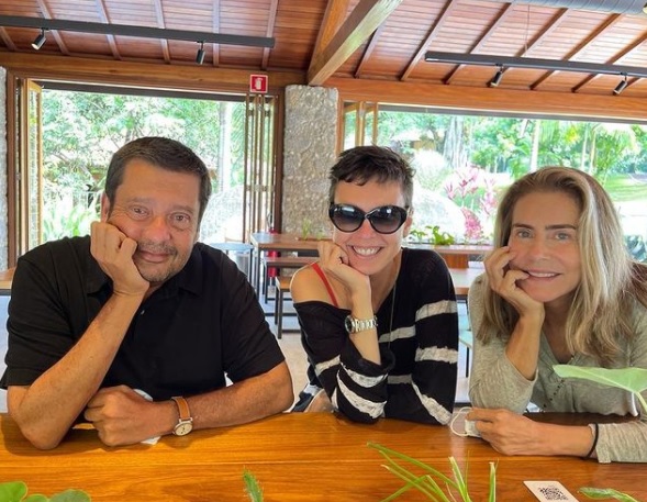 Maitê Proença e Adriana Calcanhoto Com Zé Maurício