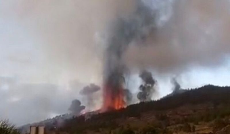 Erupção do vulcão Cumbre Vieja, na Espanha – Foto: Reprodução/ Twitter Involcan