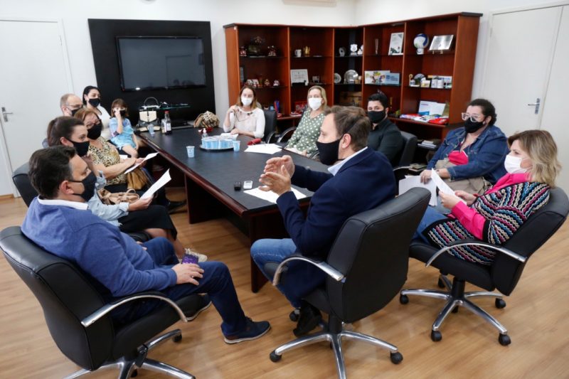 reunião para tratar da situação do edifício