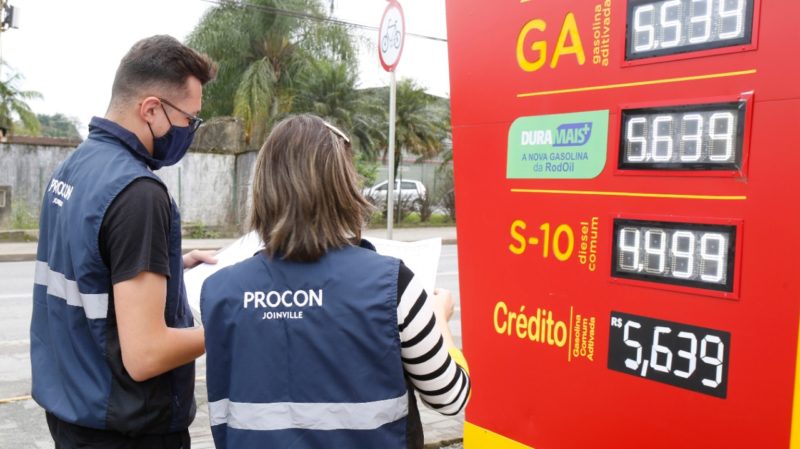 Fiscalização nos postos de combustíveis segue em Joinville. – Foto: Secom/Prefeitura de Joinville