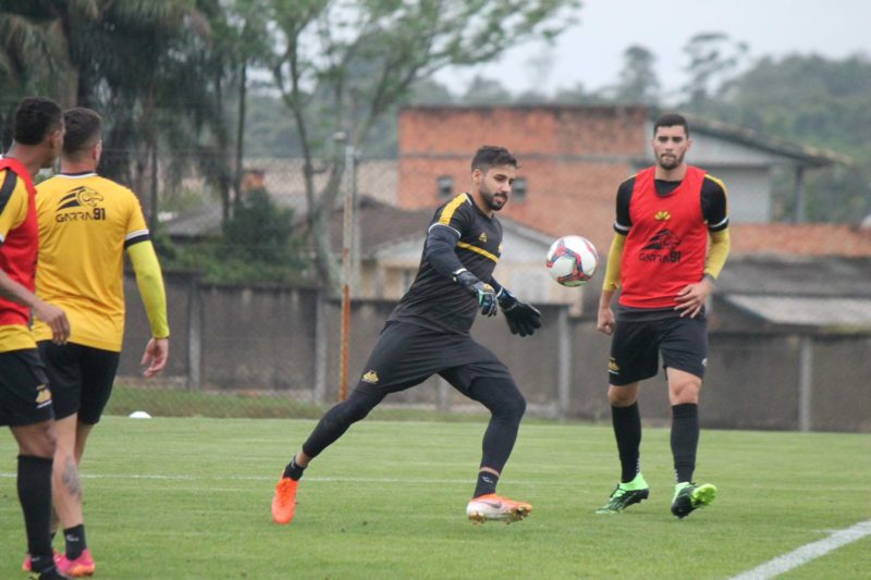 Elenco do Criciúma realizou último treino antes da partida nesta terça-feira (14) no CT Antenor Angeloni &#8211; Foto: Celso da Luz/CriciúmaEC
