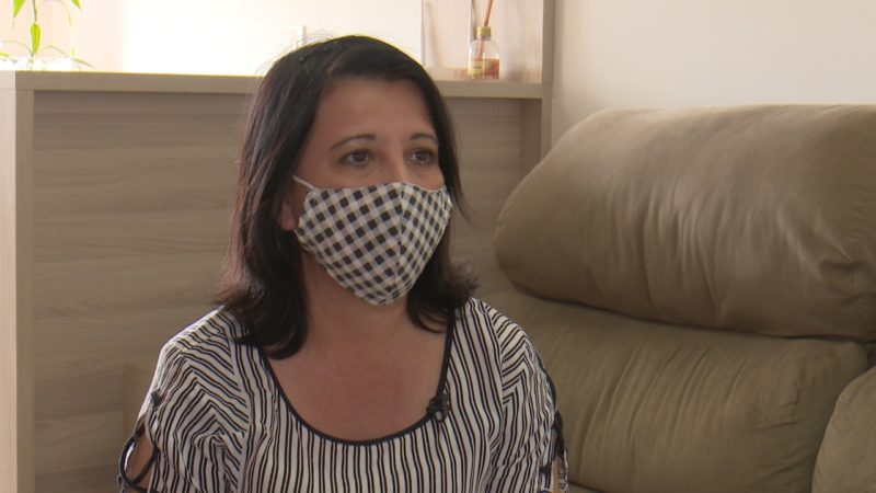 vânia, balconista, espera perícia do inss