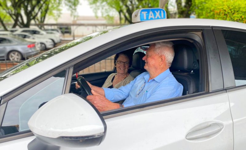Ol&iacute;vio e Ivone Cichowicz casados h&aacute; 54 anos – Foto: Nadia Michaltchuk/ND
