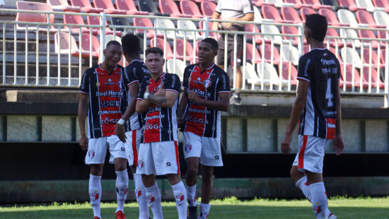 Joinville relaciona 25 jogadores para a Copa SP de Futebol Júnior, joinville