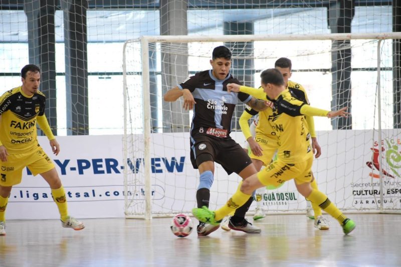 Jaragu&aacute; e Corinthians precisam vencer para ficar com a &uacute;ltima vaga do grupo A – Foto: Paulo Sauer/Divulga&ccedil;&atilde;o/ND
