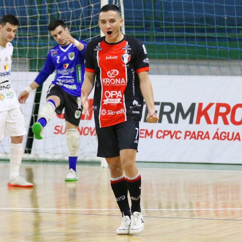 Crystian &eacute; emprestado ao Minas e disputa temporada 2022 pelo time mineiro – Foto: Juliano Schmidt/JEC Futsal/Divulga&ccedil;&atilde;o/ND – Foto: Juliano Schmidt/JEC Futsal/Divulga&ccedil;&atilde;o/ND