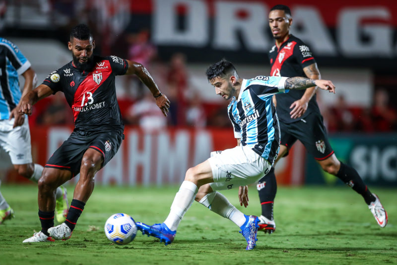 Mesmo com uma semana de preparação, Grêmio perde e vê o risco de rebaixamento aumentar. - Foto: Lucas Uebel/Gremio FBPA