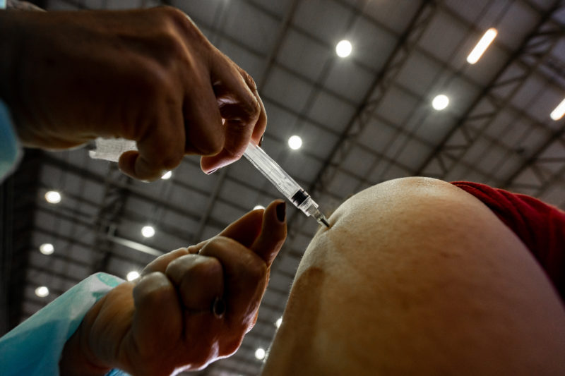 Santa Catarina j&aacute; vacinou 10 milh&otilde;es de pessoas contra Covid-19 – Foto: RICARDO WOLFFENBUTTEL/Divulga&ccedil;&atilde;o/ND