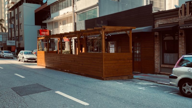 bar
