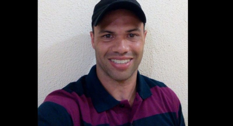 Ex-jogador passou mal durante uma partida de futevôlei – Foto: Reprodução/Facebook