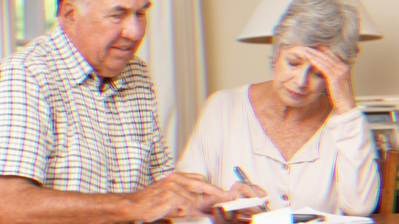 Arte sobre imagem ilustrativa de idosos – Foto: Banco de Imagens/ND