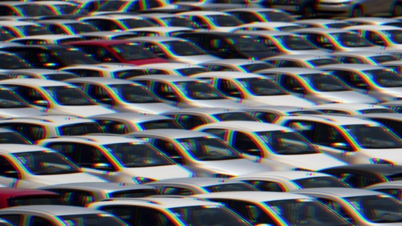 Arte sobre foto ilustrativa de carros – Foto: Banco de Imagens/ND