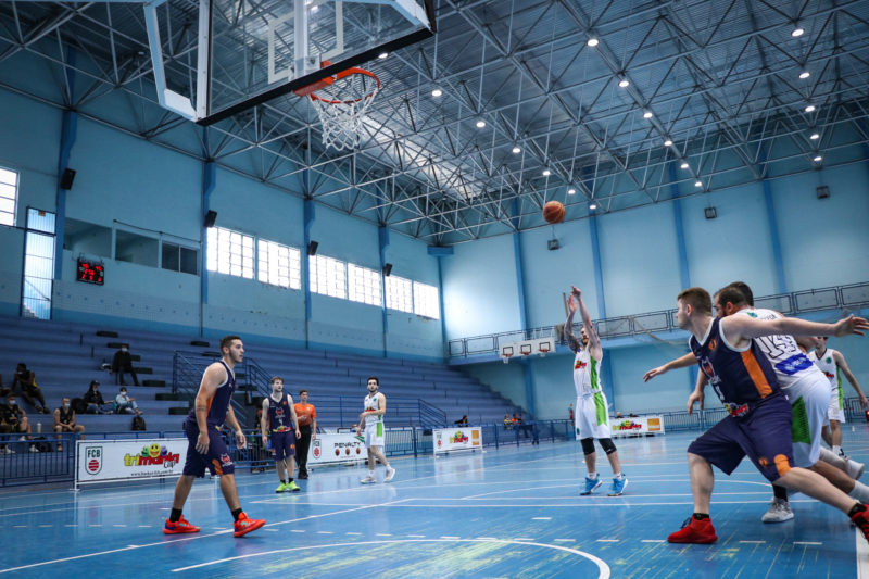 Ajab (azul) foca na base para a disputa do estadual – Foto: Victor Gui&atilde;o/FCB/Divulga&ccedil;&atilde;o/ND