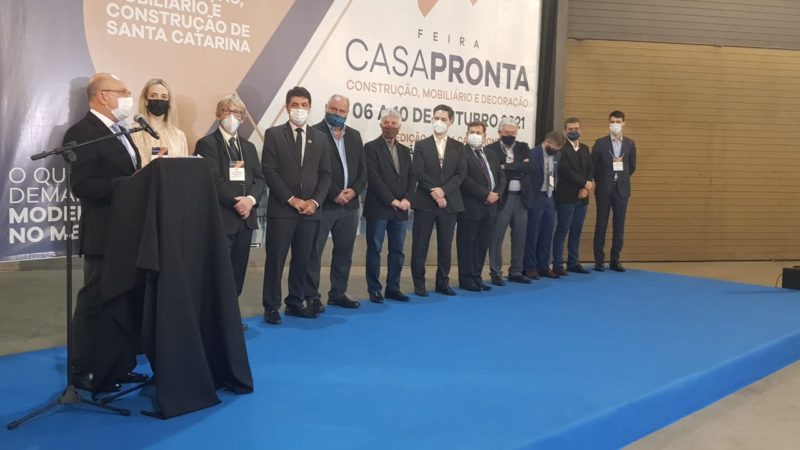 Marcelo Petrelli, presidente do Grupo ND falou na abertura da Feira Casa pronta em Crici&uacute;ma, na noite desta quinta-feira (6). – Foto: Diogo Ma&ccedil;aneiro