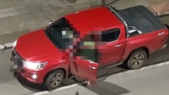 Quebrado por dentro, diz motorista após perder filho em caminhão arqueado  - 12/02/2022 - UOL Carros