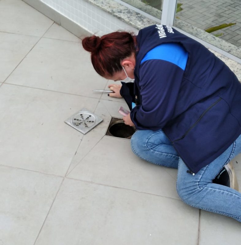 Toda aten&ccedil;&atilde;o &eacute; necess&aacute;ria na hora de detectar novos focos da doen&ccedil;a – Foto: PMF/Divulga&ccedil;&atilde;o/ND