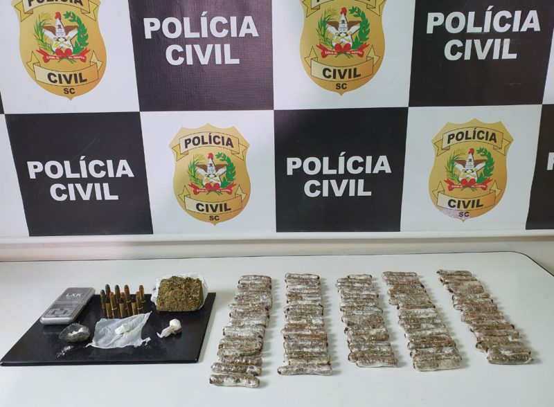 Grupo familiar que traficava drogas em Chapecó é alvo de operação – Foto: Polícia Civil/ND