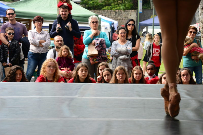 Palcos Abertos levam apresenta&ccedil;&otilde;es a v&aacute;rios locais da cidade – Foto: NILSON BASTIAN/ND