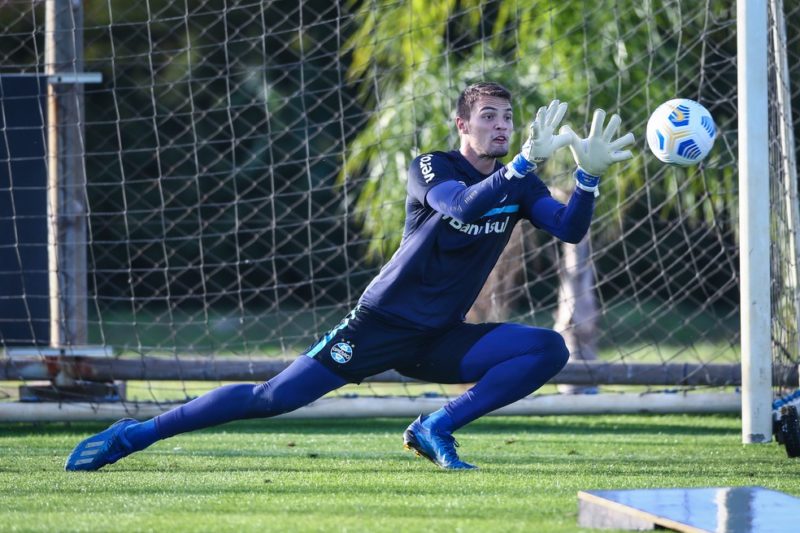 Gabriel Chapec&oacute;, goleiro do Gr&ecirc;mio – Foto: Foto: Lucas Uebel/Gr&ecirc;mio