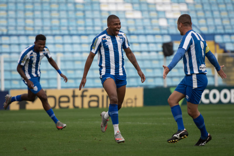 Com grande atuação coletiva, Avaí goleou o Caçadorense – Foto: Roberto Zacarias/@zacariasfoto