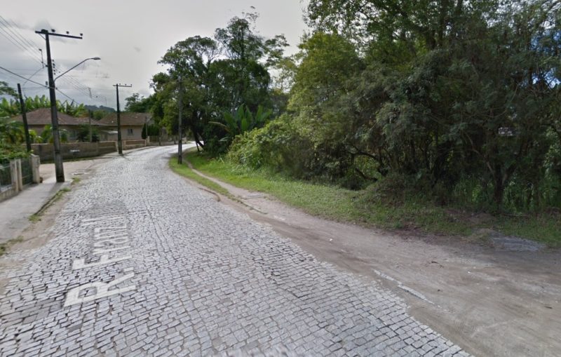 Prisão aconteceu na noite desta terça-feira (5) no bairro Velha Grande &#8211; Foto: Reprodução/Google Maps/ND