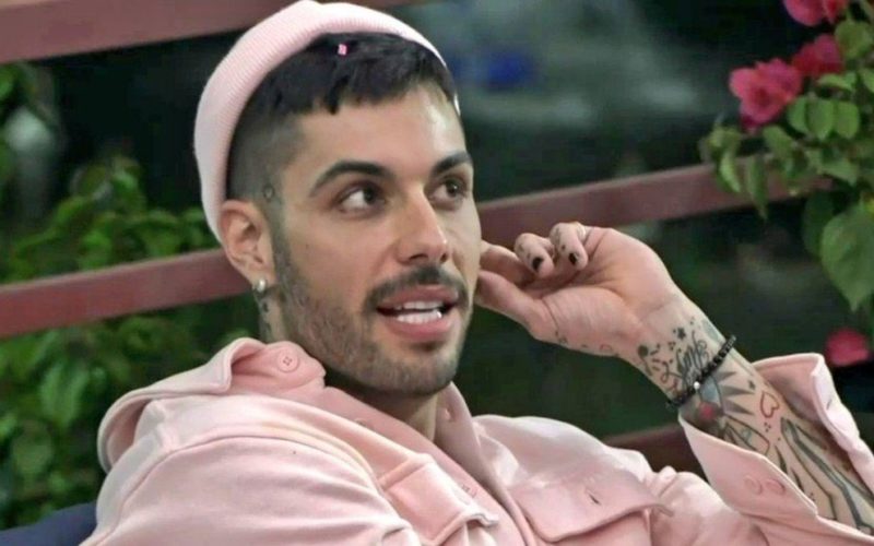 Gui Araujo é desmascarado – Foto: Reprodução Record TV