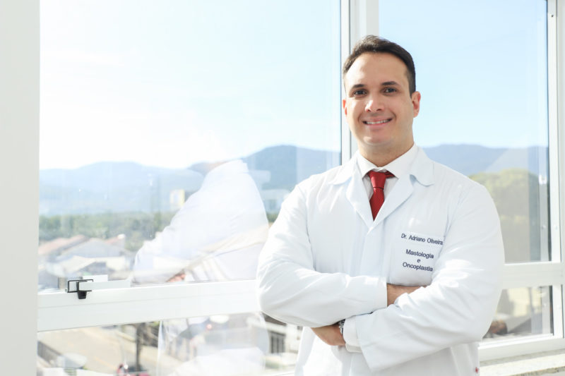 Dr. Adriano Meira Oliveira – CRM20363 RQE 18678 – Mastologia e Oncoplastia – Foto: Divulga&ccedil;&atilde;o Noova Oncologia