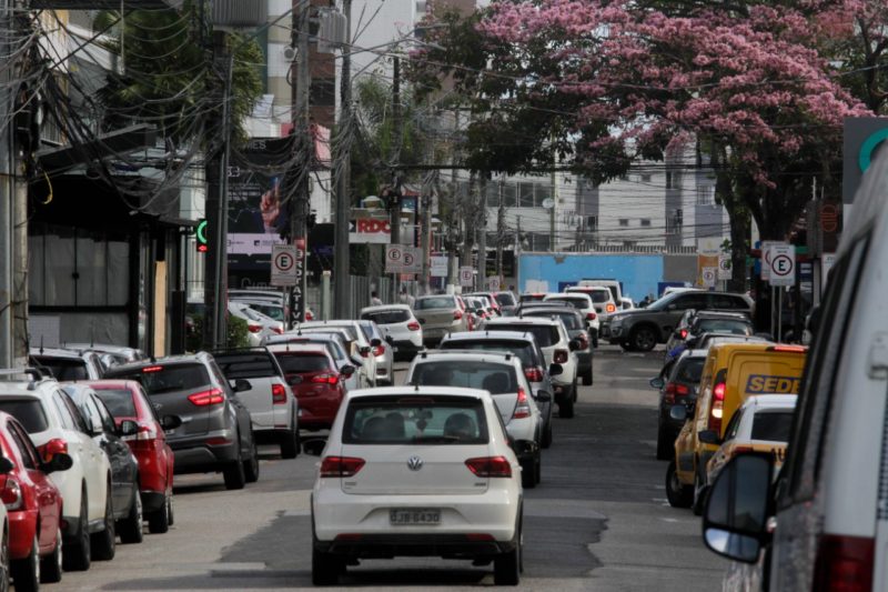 Carros na Rua Koesa de São José