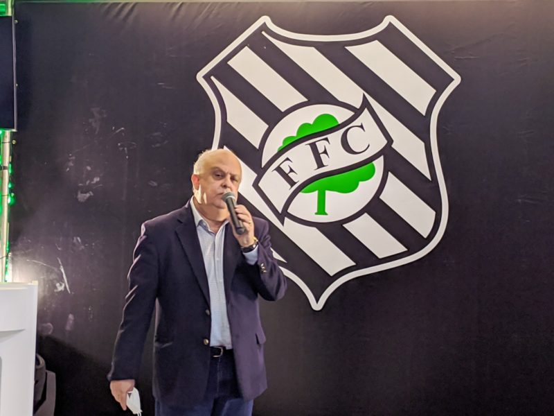 Presidente do clube discursa durante o evento – Foto: Ian Sell/ND
