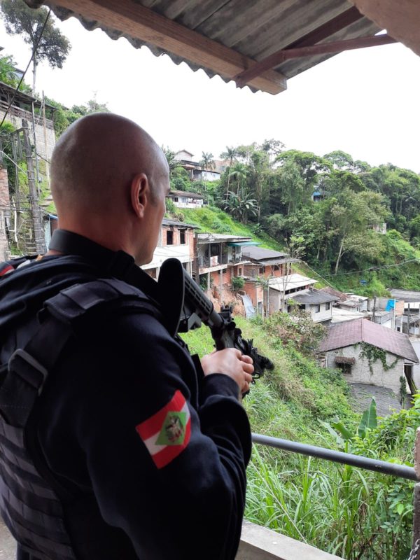 Pol&iacute;cia Civil de Blumenau faz opera&ccedil;&atilde;o e prende suspeitos de roubo de caminh&atilde;o – Foto: Divulga&ccedil;&atilde;o/Pol&iacute;cia Civil