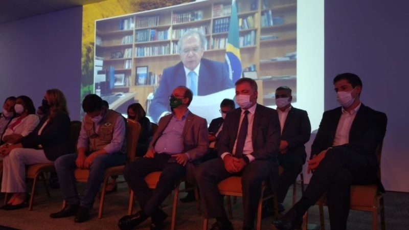 Paulo Guedes fez apari&ccedil;&atilde;o por v&iacute;deo em evento em Florian&oacute;polis – Foto: N&iacute;colas Hor&aacute;cio/ND