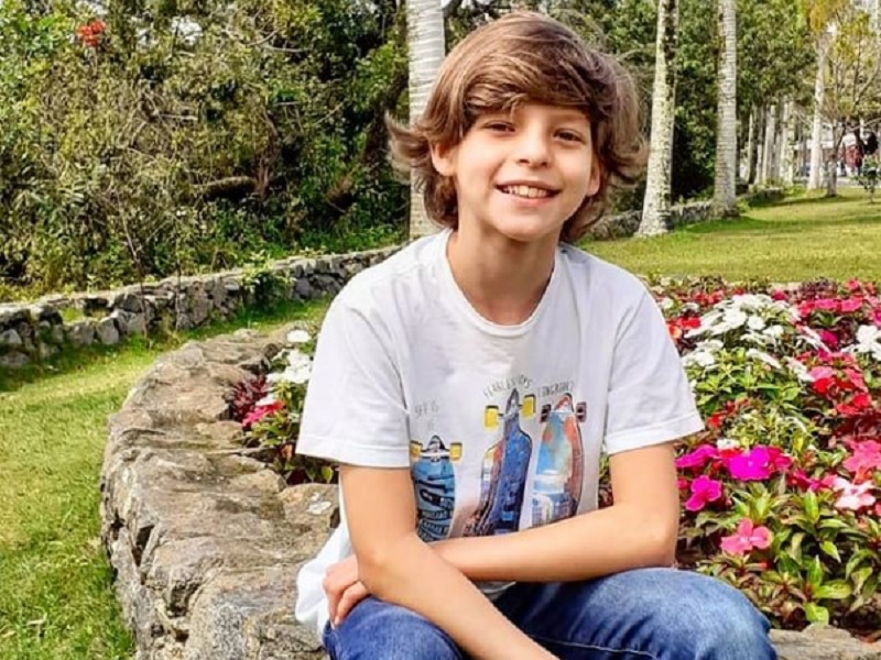 Pedro Pupak, de 12 anos, levantou os 100 jurados do Canta Comigo Teen e emocionou o p&uacute;blico – Foto: Internet/Reprodu&ccedil;&atilde;o/ND