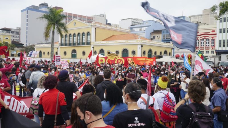 Protesto contra Bolsonaro em Florianópolis