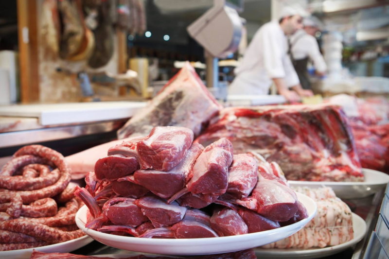 Osso é vendido e não dado': alta no preço da carne bovina reduz consumo em  Florianópolis, Santa Catarina