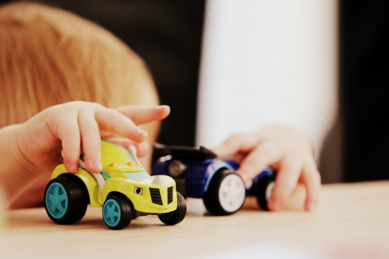 Estudo aponta que 35 mil crianças foram mortas de forma violenta nos últimos cinco anos – Foto: Sandy Millar/Unsplash/ND