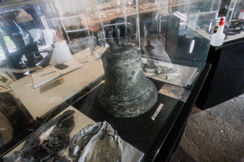 Sino do barco pirata no Museu do Naufrágio