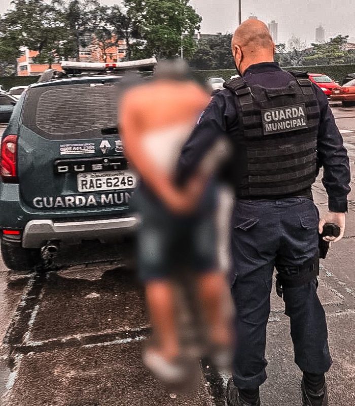 Homem tinha mandado de pris&atilde;o ativa por aborto criminoso, homic&iacute;dio qualificado e oculta&ccedil;&atilde;o de cad&aacute;ver – Foto: Reprodu&ccedil;&atilde;o GM Balne&aacute;rio Cambori&uacute;/Divulga&ccedil;&atilde;o