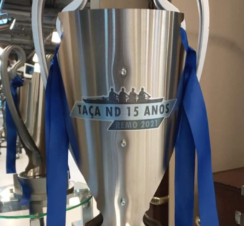 Trof&eacute;u ND 15 anos para a etapa estadual de Remo. Bel&iacute;ssima obra. – Foto: trof&eacute;u ND 15 anos/reprodu&ccedil;&atilde;o