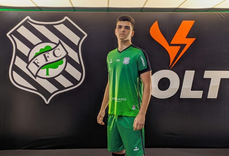 Novo uniforme de goleiro Figueirense – Foto: Ian Sell/ND