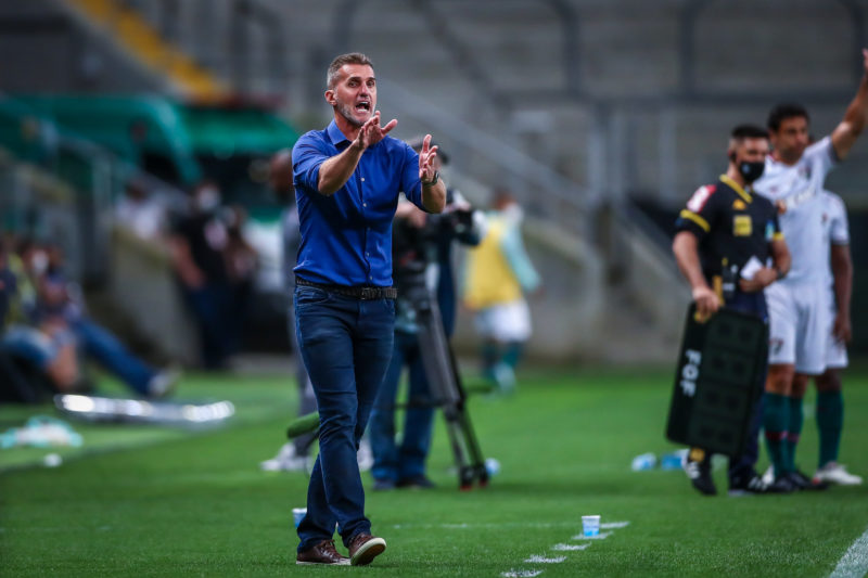 Técnico Vagner Mancini acredita que o caminho do Grêmio para ficar na Série A é possível. - Foto: Lucas Uebel/Gremio FBPA