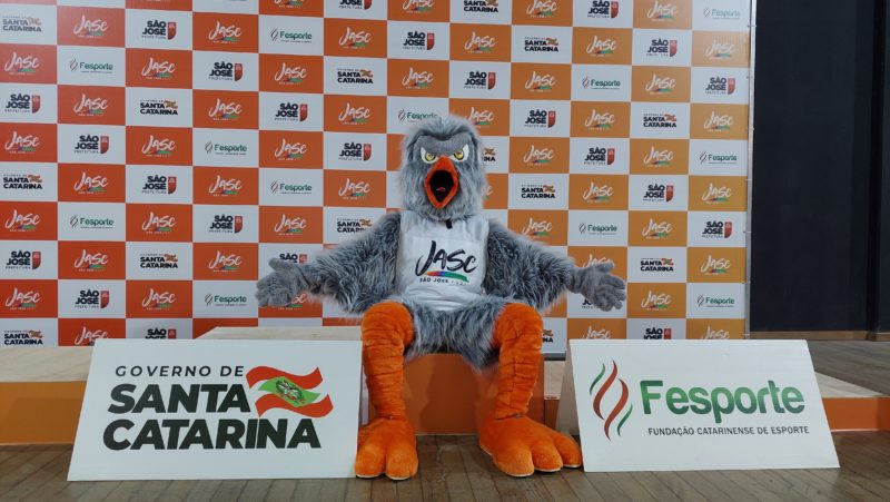 Mascote do Jasc 2021, em alus&atilde;o ao munic&iacute;pio de S&atilde;o Jos&eacute; e toda sua influ&ecirc;ncia a&ccedil;oriana – Foto: Fesporte/divulga&ccedil;&atilde;o/ND