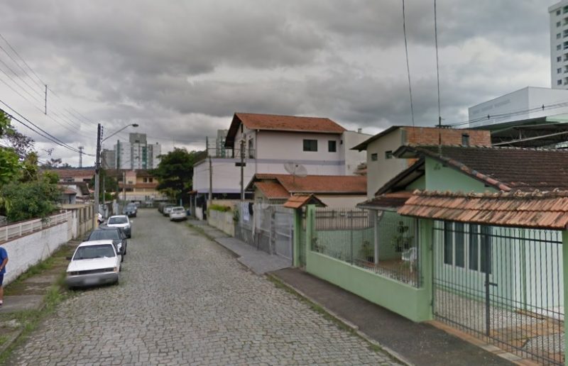 Acidente de tr&acirc;nsito virou caso de pol&iacute;cia em Blumenau – Foto: Reprodu&ccedil;&atilde;o/Google Maps/ND
