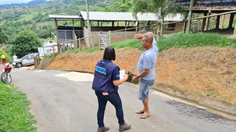 T&eacute;cnicos no local ouvindo testemunhas – Foto: FAB/Divulga&ccedil;&atilde;o/ND