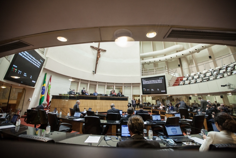 Servidores de SC deverão conhecer novo salário até dia 22