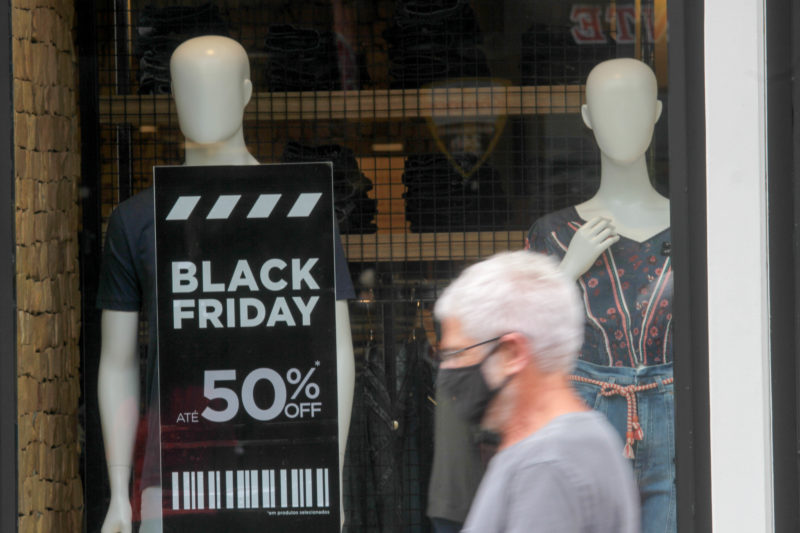 Black Friday ocorre nesta sexta (24) e não teve muitos aumentos de preço antes da data