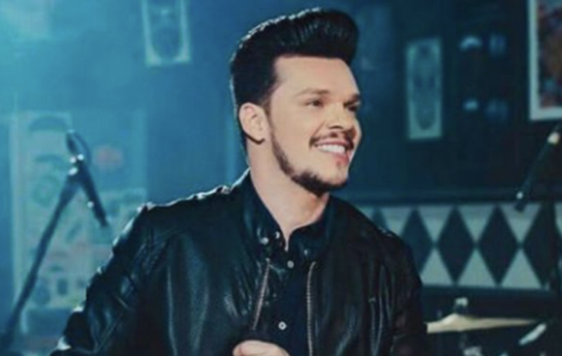 Thiago Costa sofreu ferimentos graves na perna direita, ap&oacute;s ser atropelado por uma lancha – Foto: Reprodu&ccedil;&atilde;o