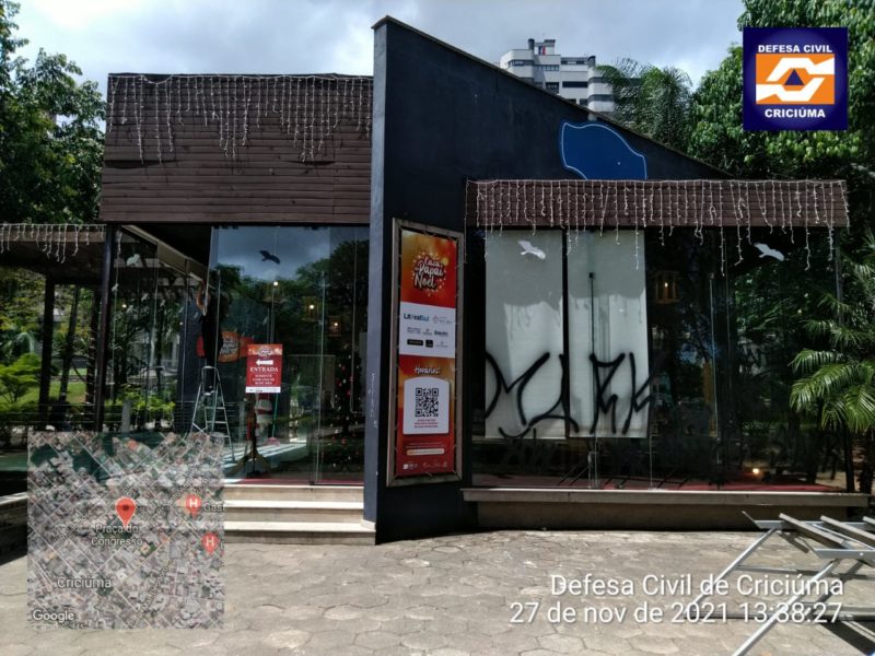 Casa do Papai-Noel est&aacute; na principal pra&ccedil;a da cidade de Crici&uacute;ma. – Foto: Divulga&ccedil;&atilde;o