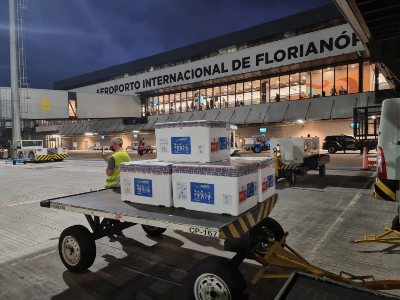 Doses chegaram ao Estado nesta sexta – Foto: Dive/SC/Divulga&ccedil;&atilde;o/ND
