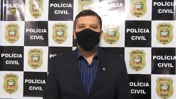 delegado douglas de cinque alerta contra golpes