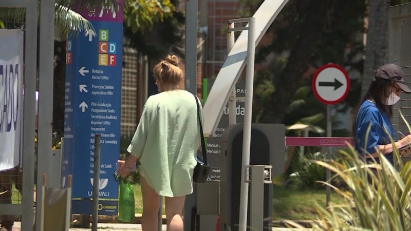 Enem come&ccedil;ou neste domingo (13) para 3,4 milh&otilde;es de candidatos em todo o Brasil – Foto: Jader Liberal/NDTV